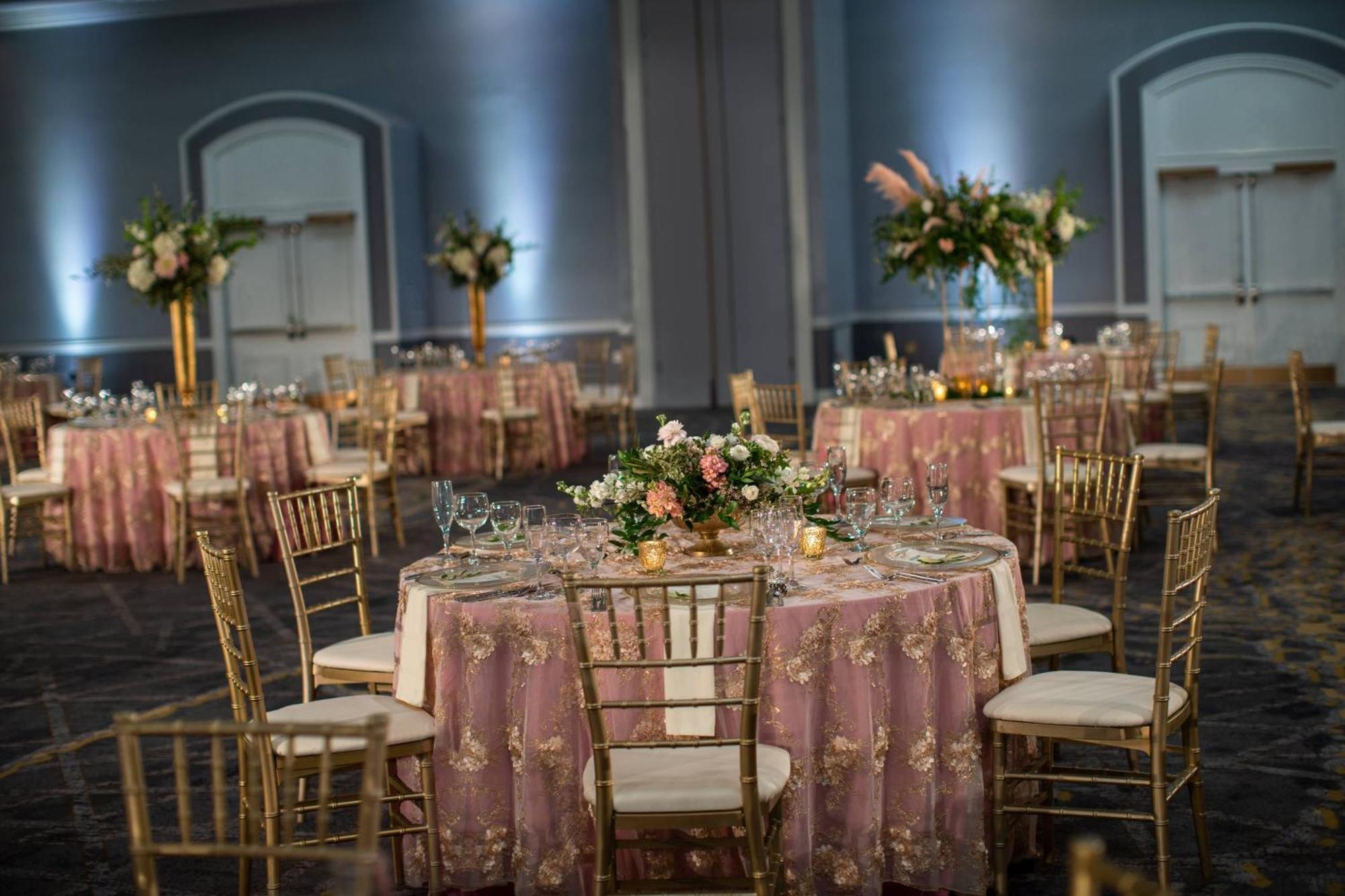 Renaissance Columbus Downtown Hotel מראה חיצוני תמונה