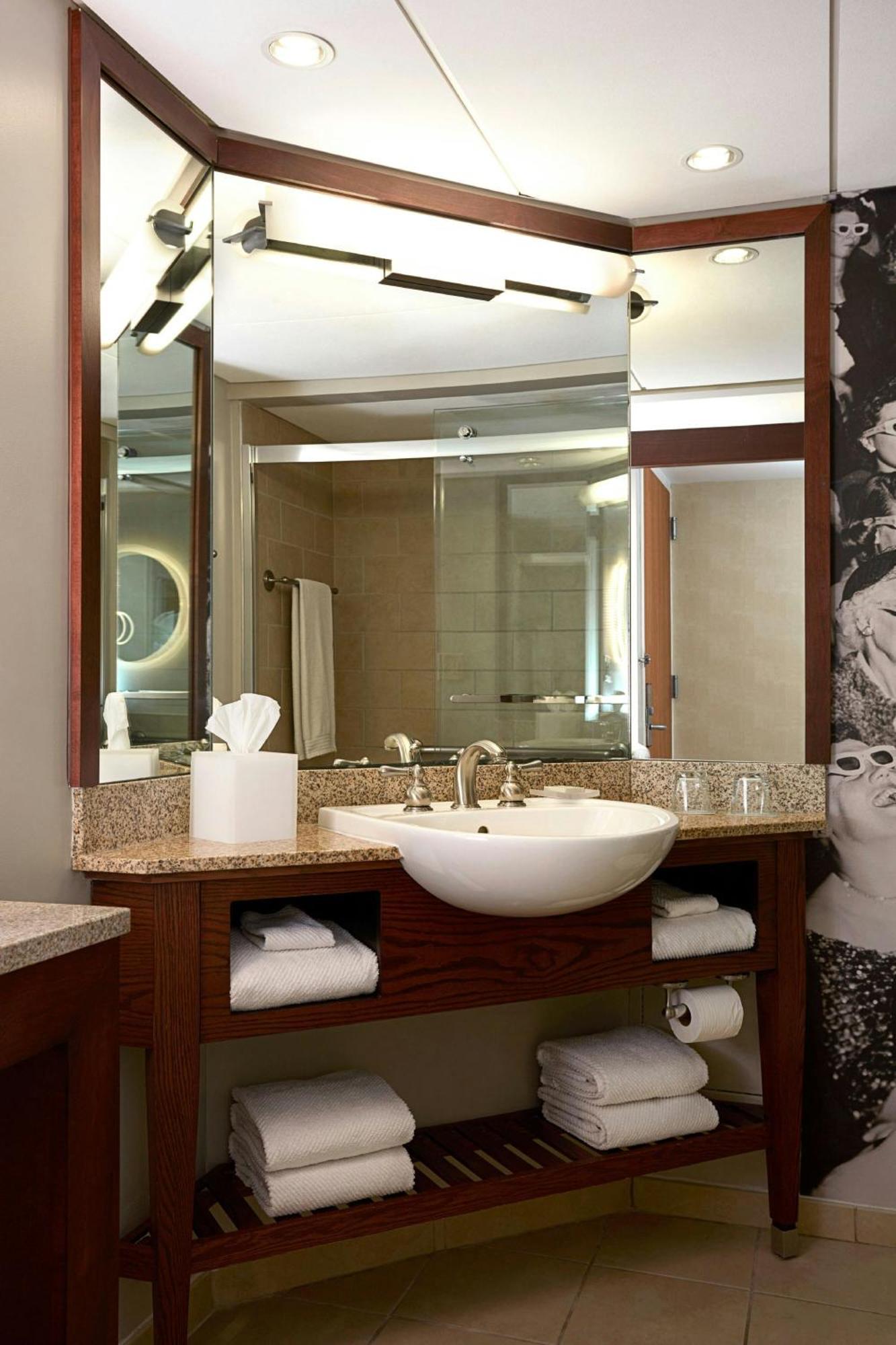 Renaissance Columbus Downtown Hotel מראה חיצוני תמונה